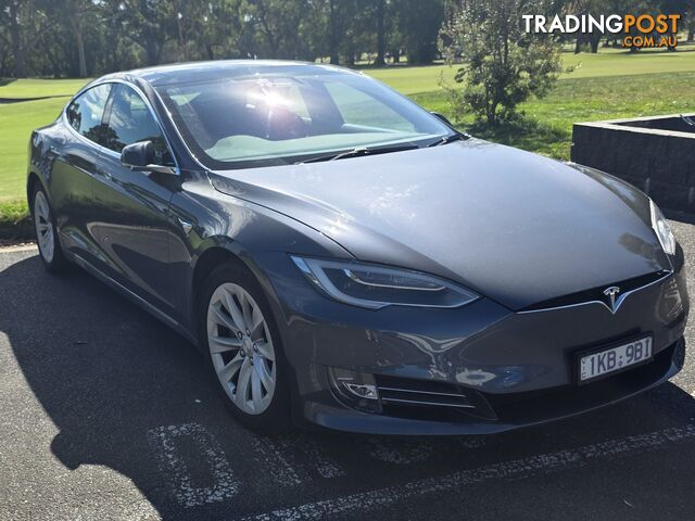 2018 Tesla Model S 75D Hatchback Automatic