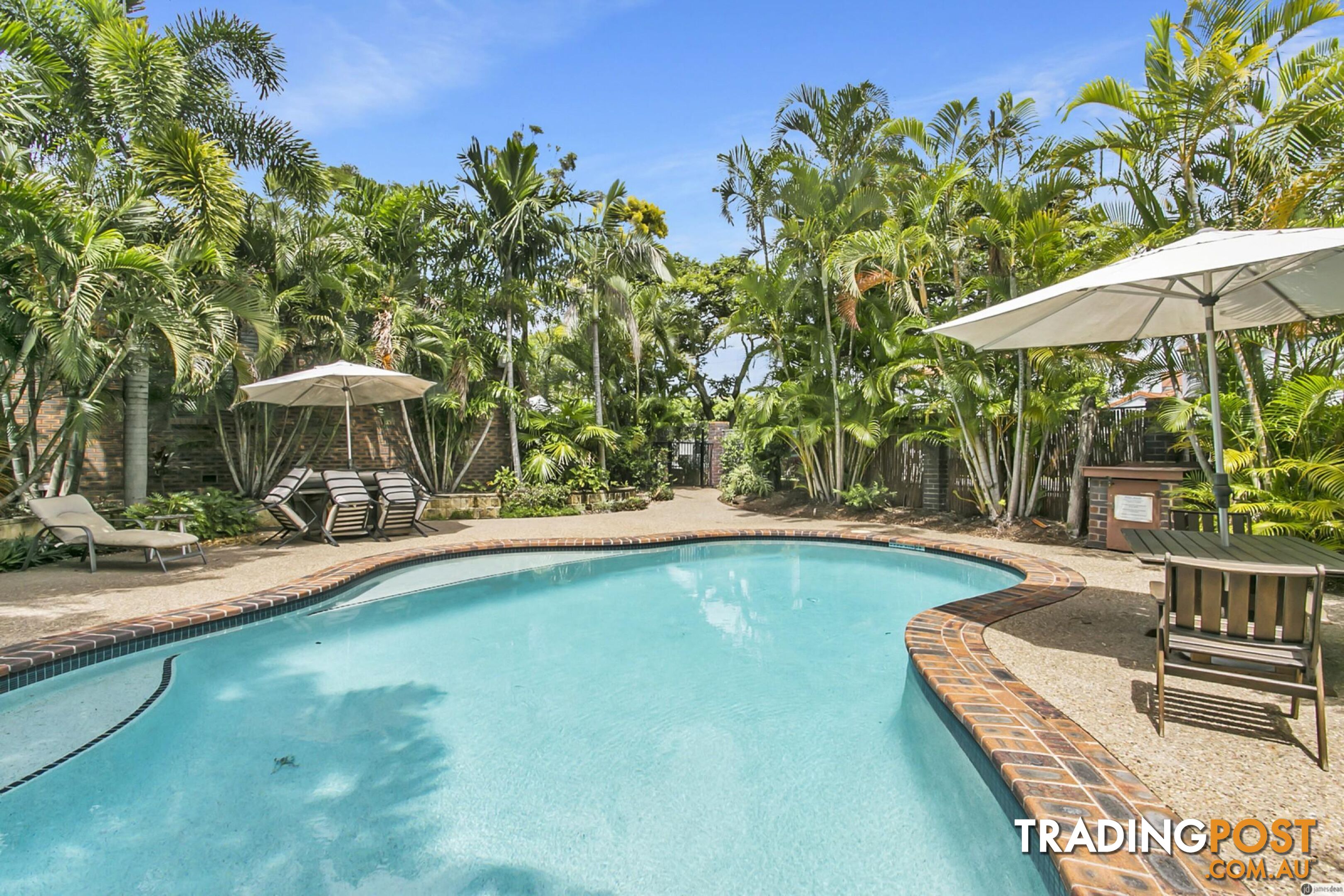 4 160 Pine Street Wynnum qld 4178