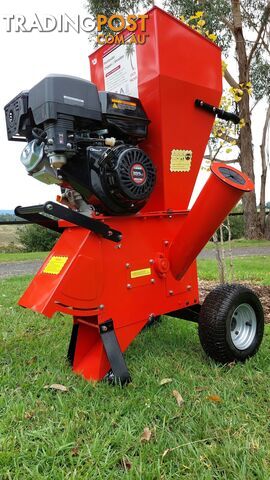 Parklander 13 HP Chipper & Shredder - AS NEW!