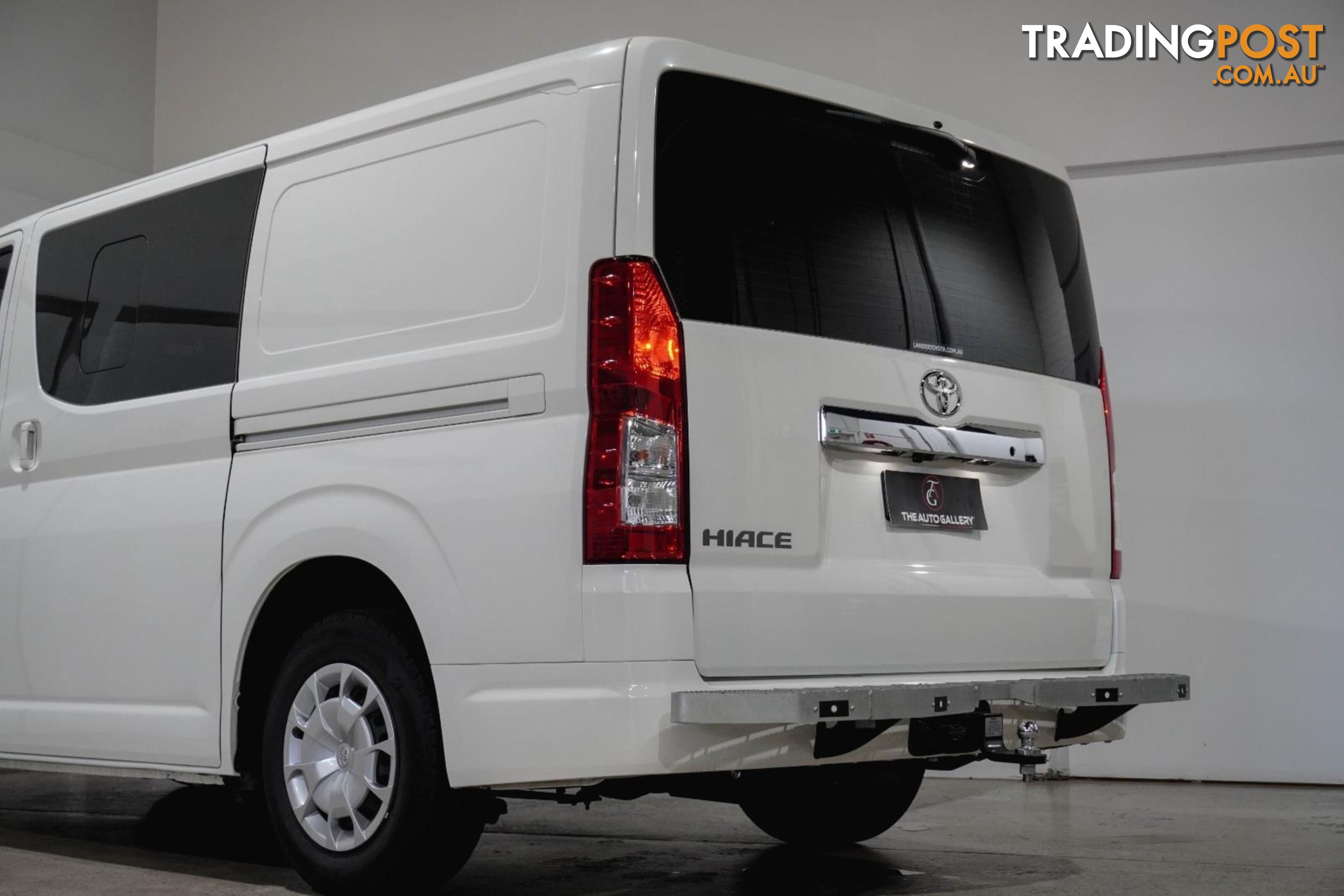 2024 TOYOTA HIACE LWB(5SEATS) GDH300R 5D CREW VAN