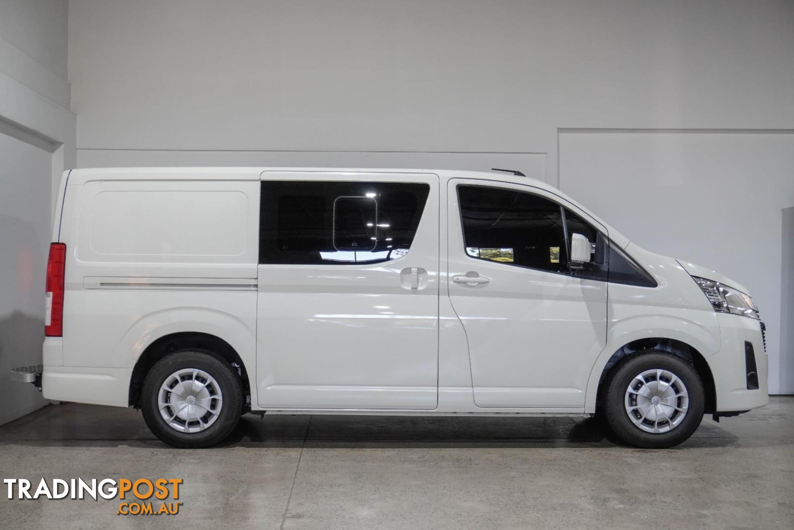 2024 TOYOTA HIACE LWB(5SEATS) GDH300R 5D CREW VAN