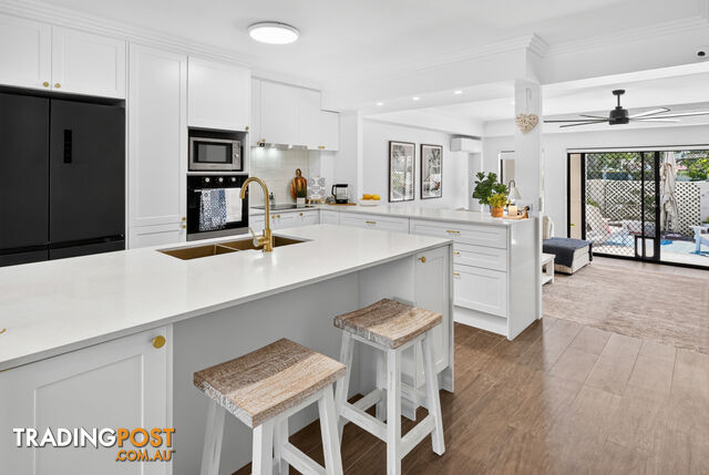 6 1 Bronberg Court SOUTHPORT QLD 4215