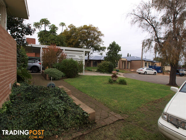 4 Oak Court CAMPBELLTOWN SA 5074