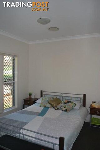 11 Esperance Crescent SPRINGFIELD LAKES QLD 4300