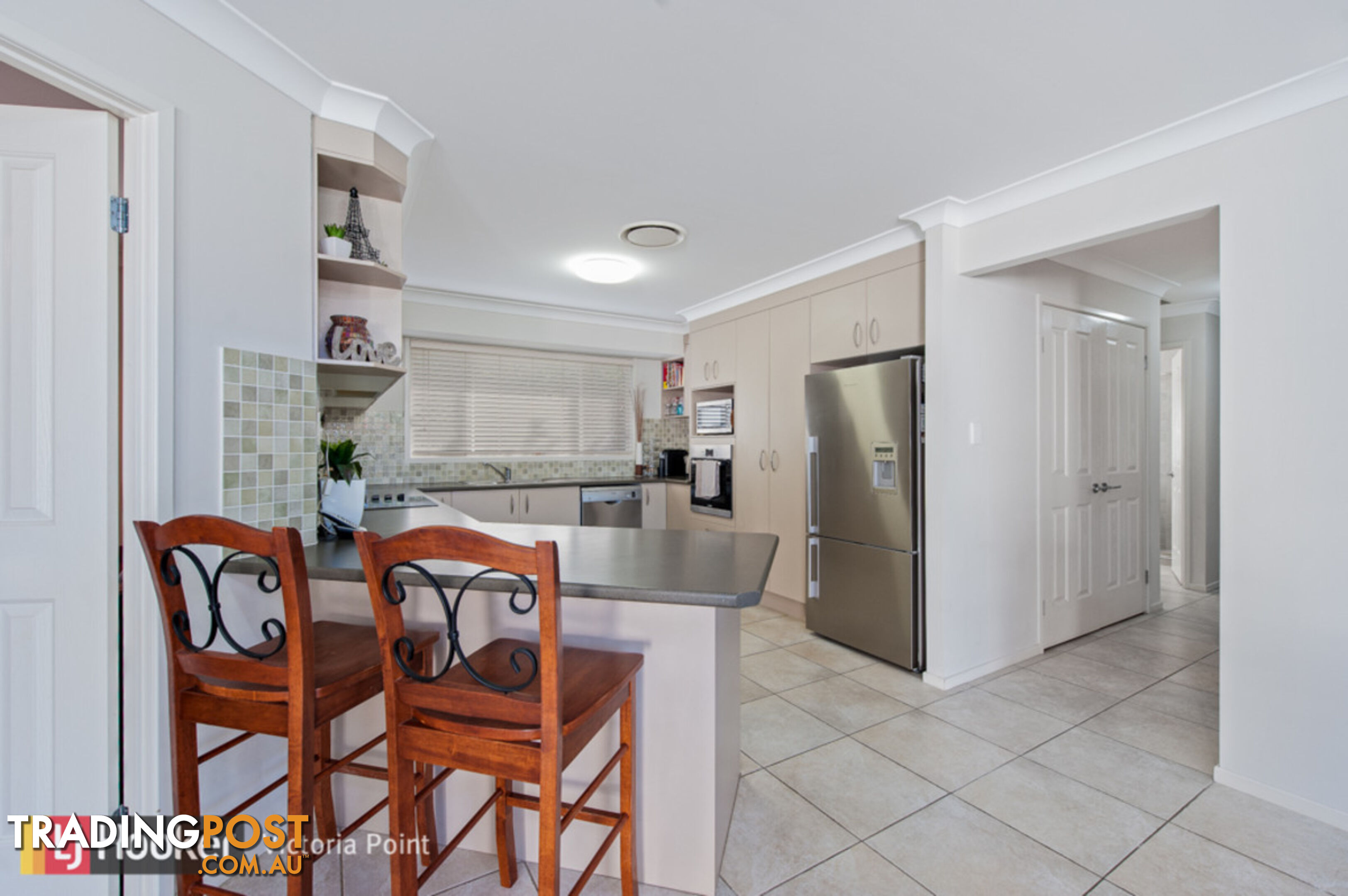 37 Waterville Drive THORNLANDS QLD 4164