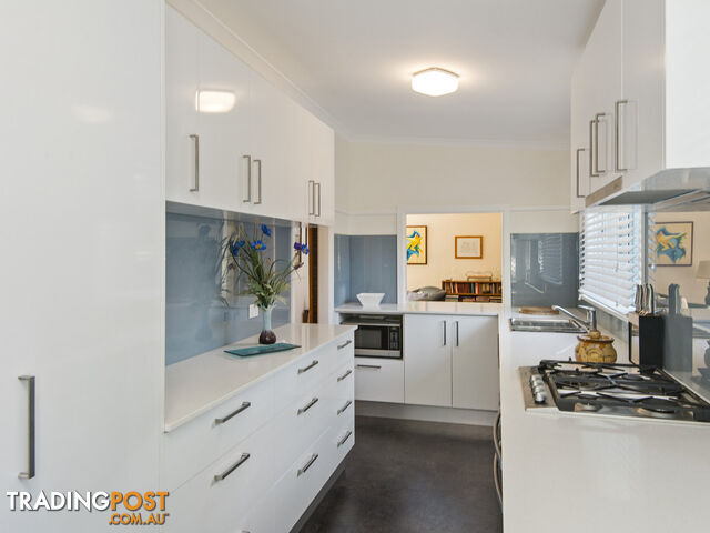 17 Suncrest Avenue NEWPORT NSW 2106