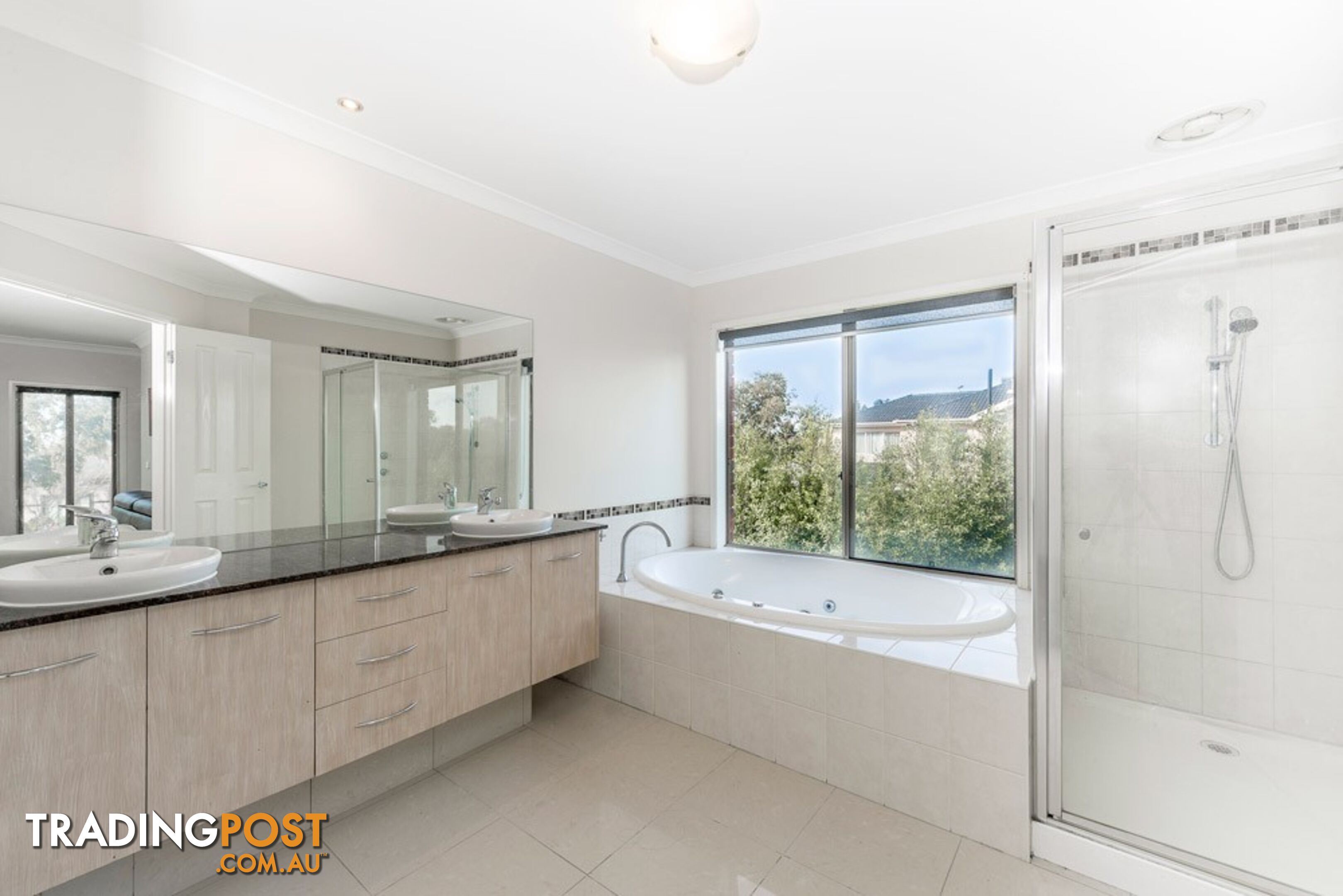 10 Inglewood Drive BURNSIDE HEIGHTS VIC 3023