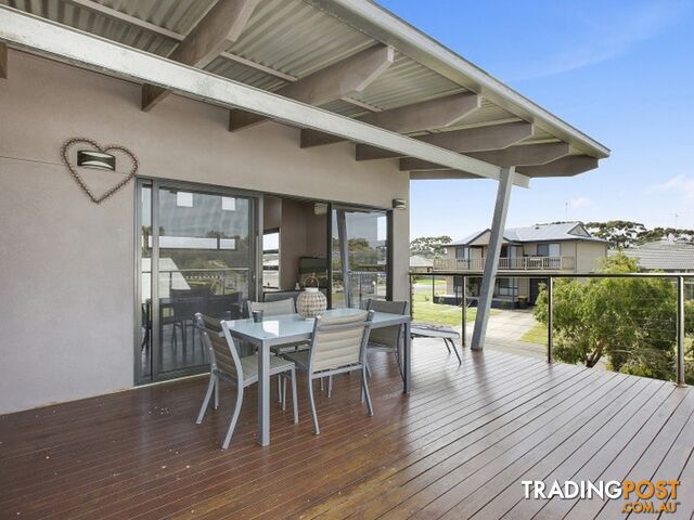 11 Endeavour Place INVERLOCH VIC 3996