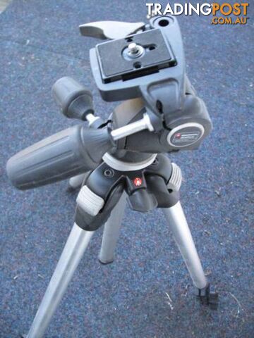 MANFROTTO TRIPOD 804RC2 / 190D MADE IN ITALY