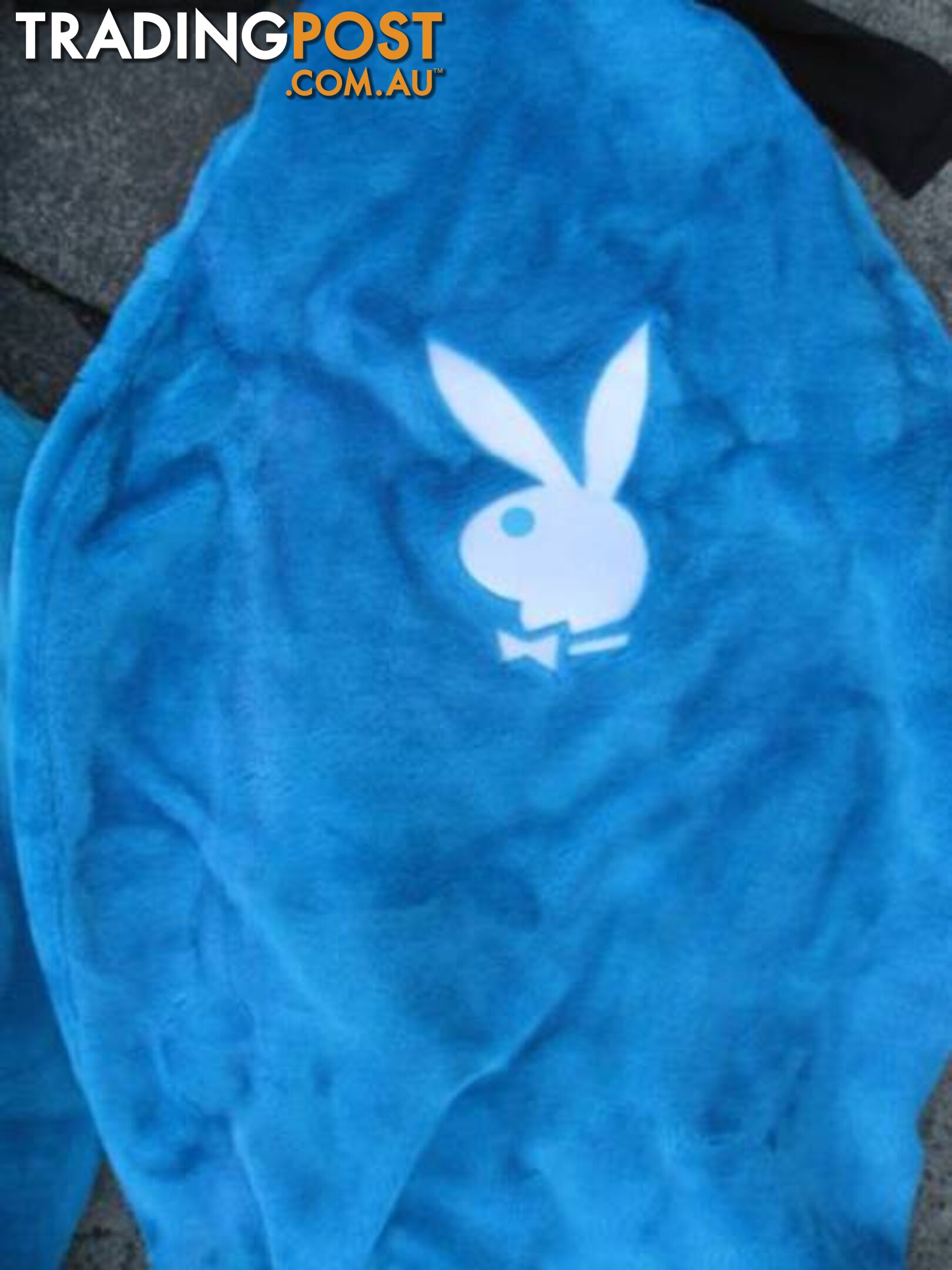 BLUE PLAYBOY SEAT COVERS FRONT AND REAR