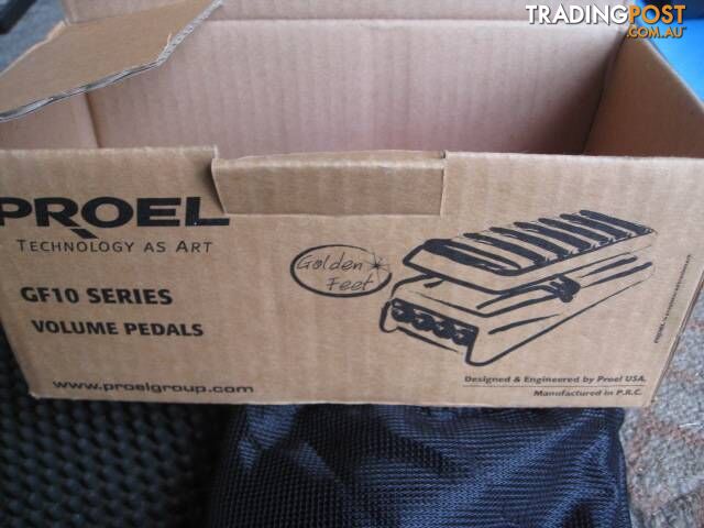 PROTEL VOLUME PEDAL 4 JACKS 2 IN 2 OUT