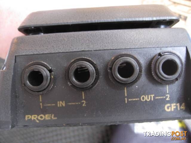 PROTEL VOLUME PEDAL 4 JACKS 2 IN 2 OUT