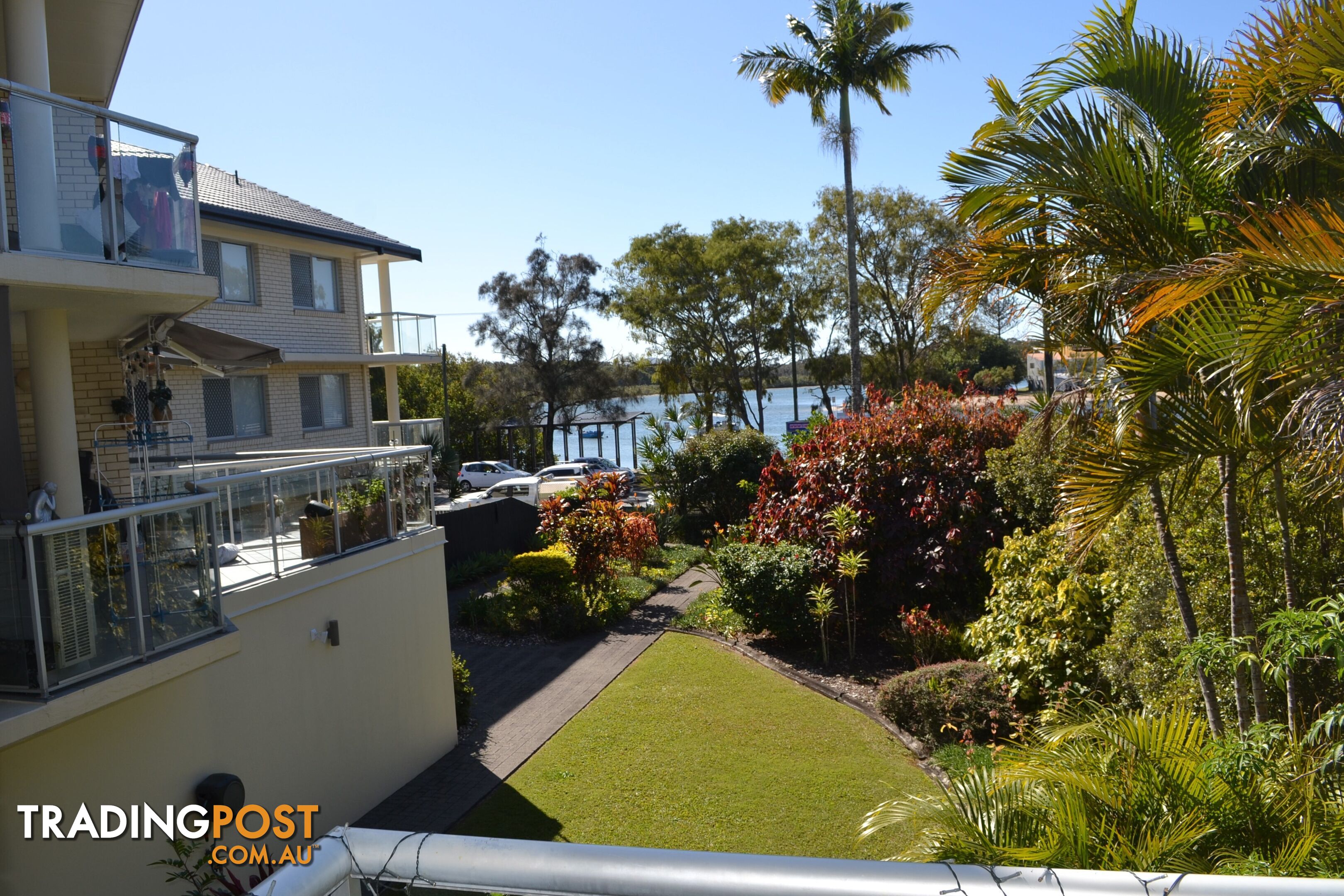 6 71 Bradman Avenue MAROOCHYDORE QLD 4558