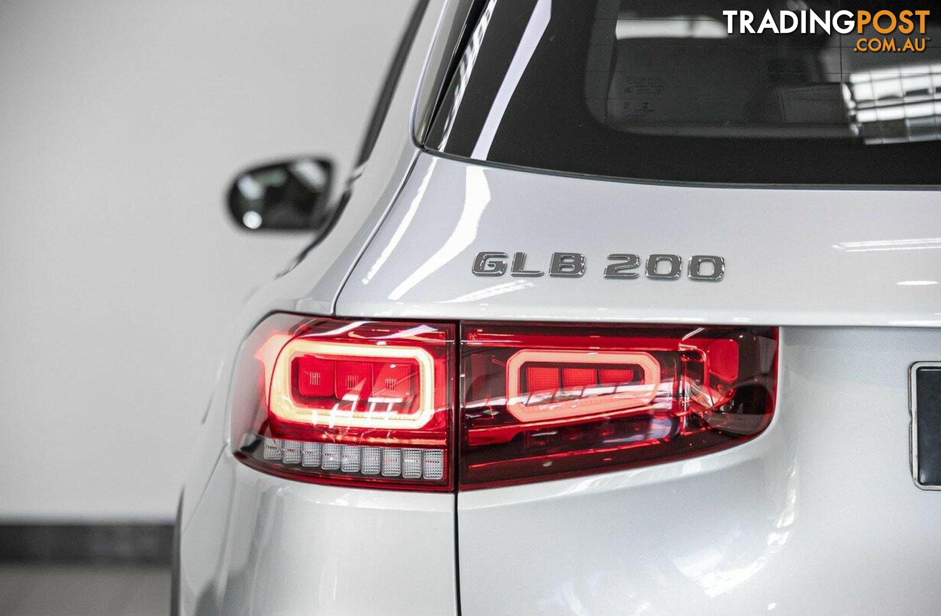 2022 MERCEDES-BENZ GLB-CLASS GLB200  SUV