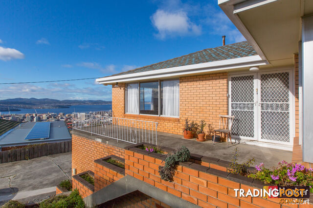 12 Danval Place WEST HOBART TAS 7000