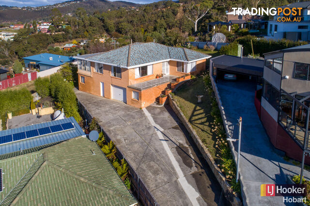 12 Danval Place WEST HOBART TAS 7000