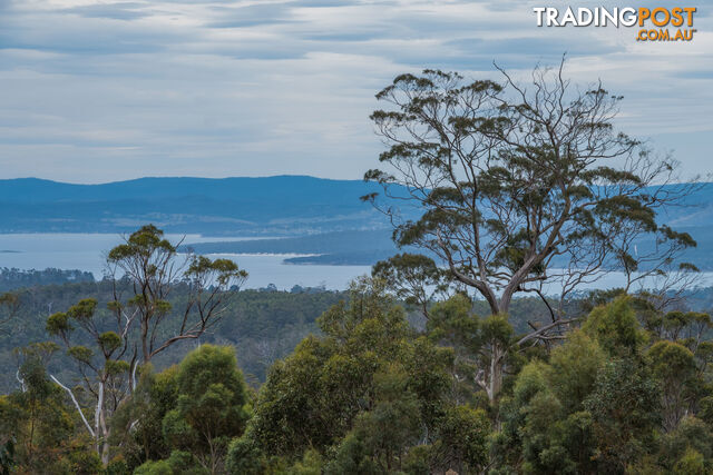 990/ Roaring Beach Road NUBEENA TAS 7184