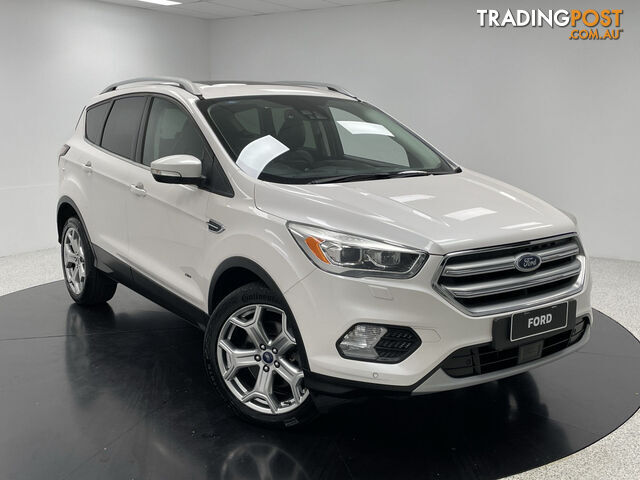 2017 FORD ESCAPE TITANIUM  WAGON