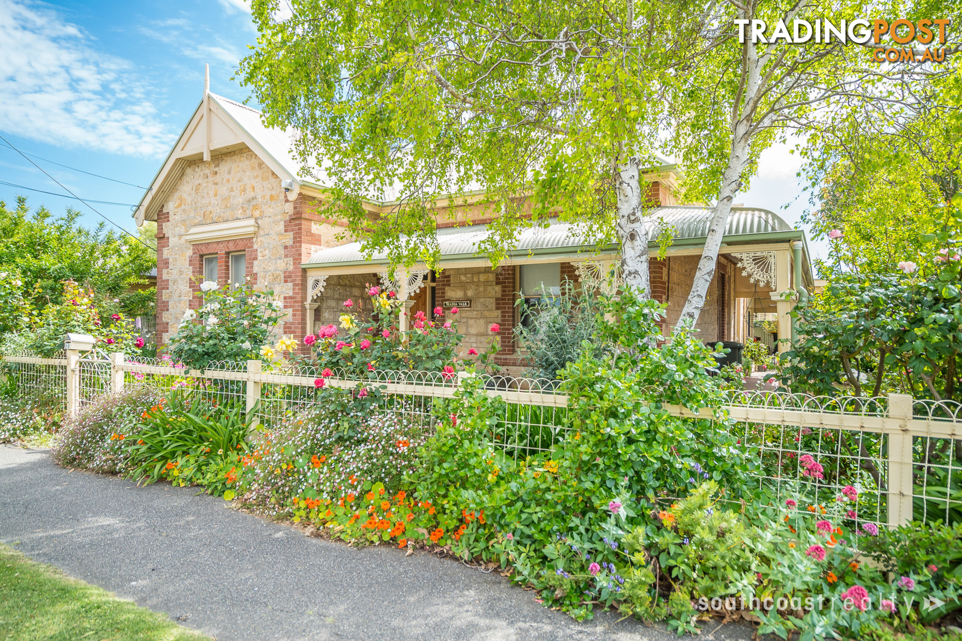 20 Hill Street Victor Harbor SA 5211