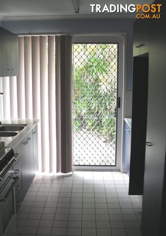 1 Marshall Court BRENDALE QLD 4500