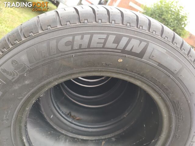 Michelin Agilis + tyres