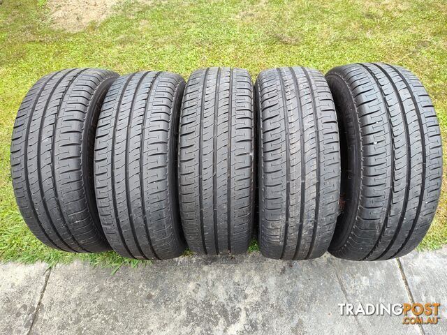 Michelin Agilis + tyres