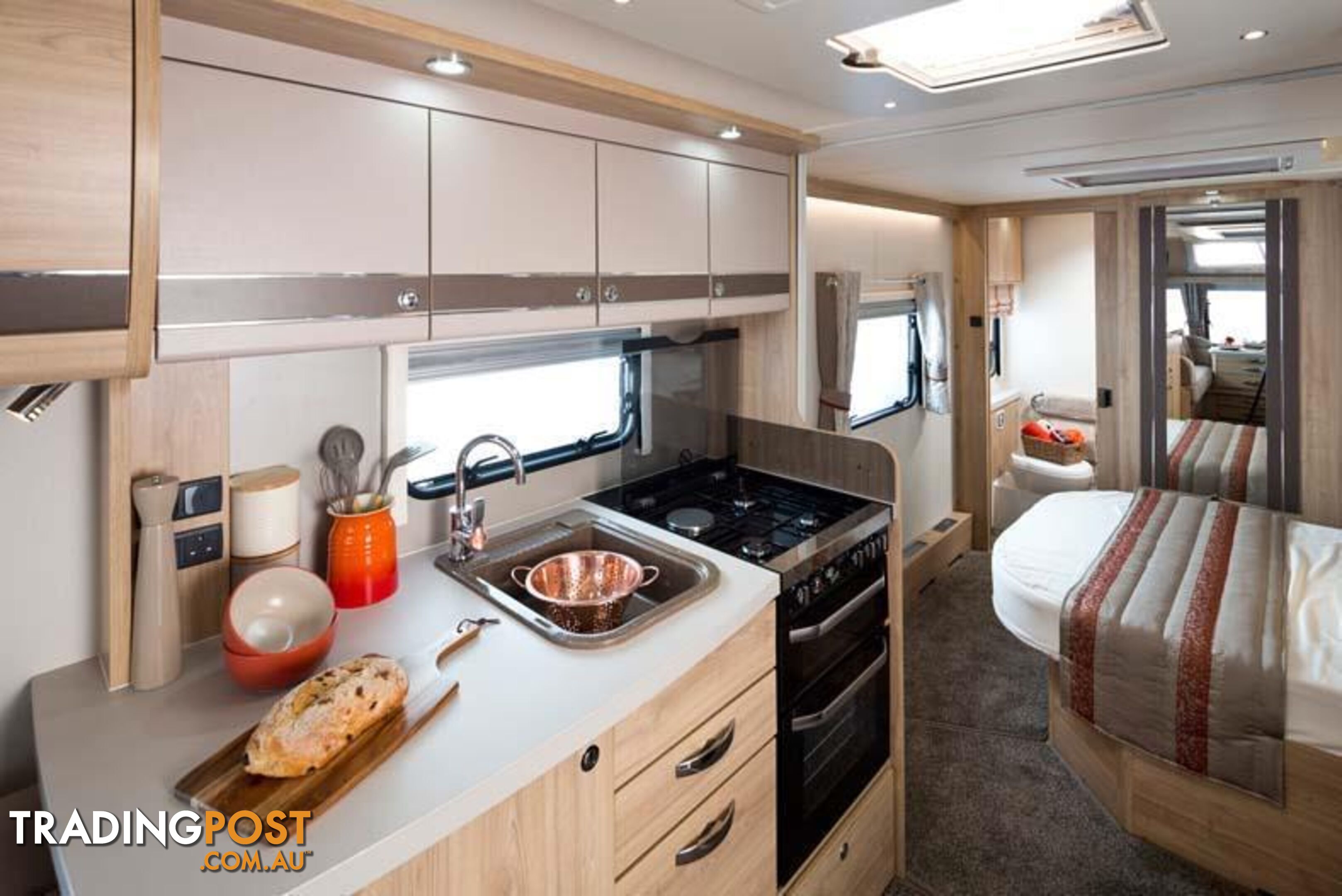 2017 Elddis Crusader Storm 23ft (7m)