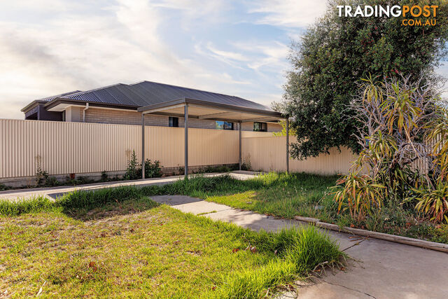 256 Sir Donald Bradman Drive COWANDILLA SA 5033