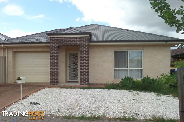 42 Cadell Street WINDSOR GARDENS SA 5087