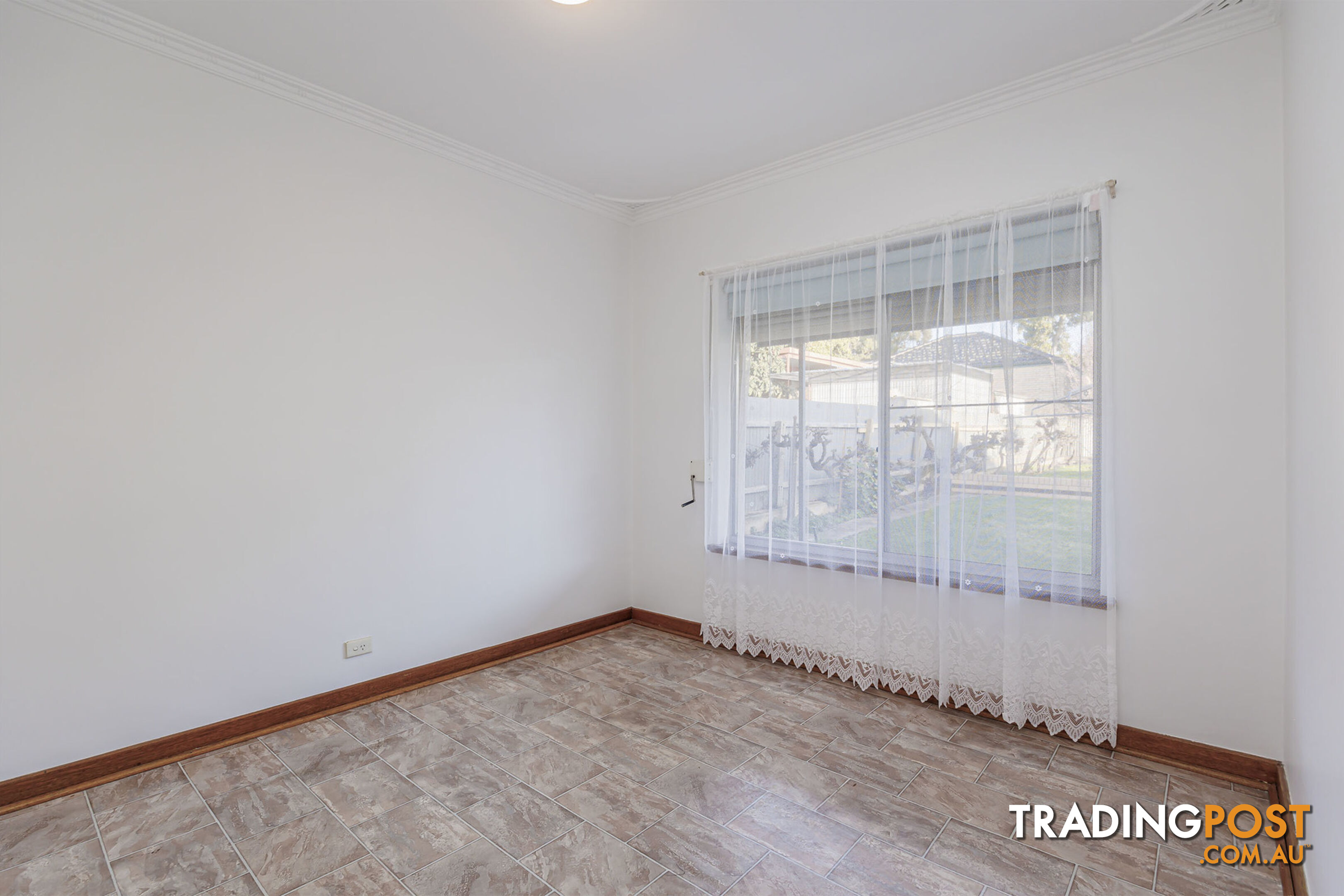 42 Maud Street ROSTREVOR SA 5073