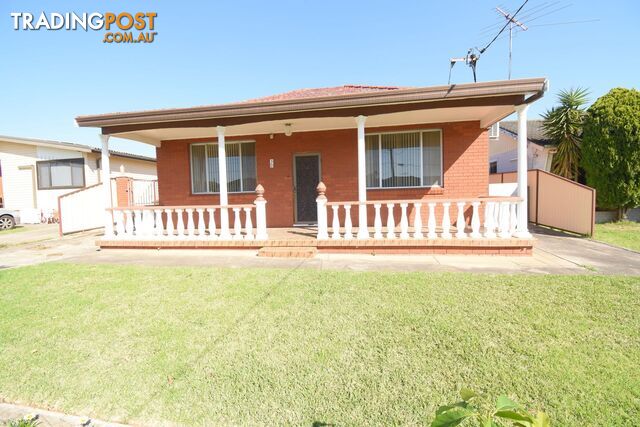 30 McKibbin Street CANLEY HEIGHTS NSW 2166