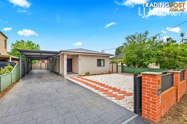 11 & 11A Bonham St CANLEY VALE NSW 2166