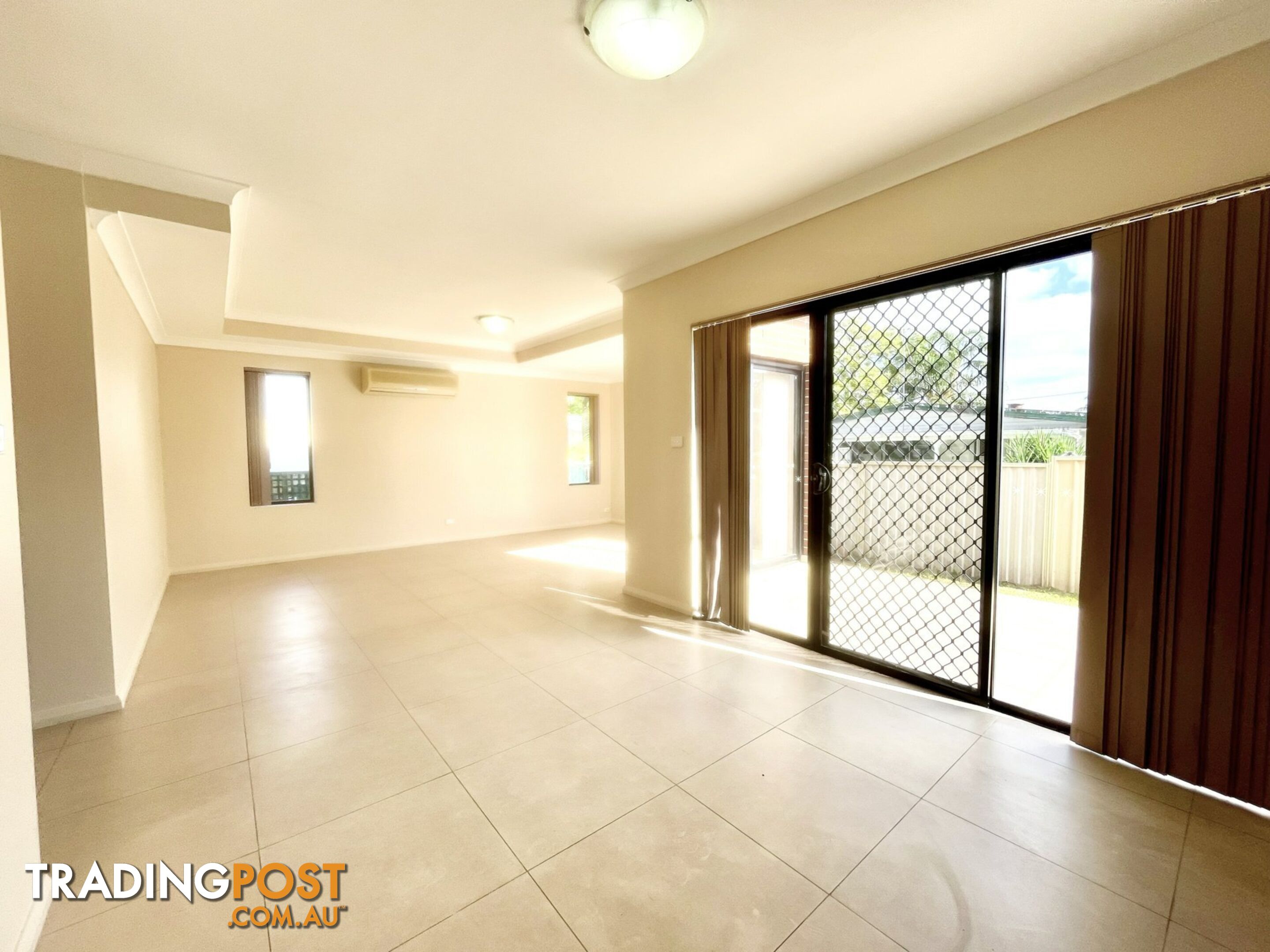 25B AVOCA RD CANLEY HEIGHTS NSW 2166