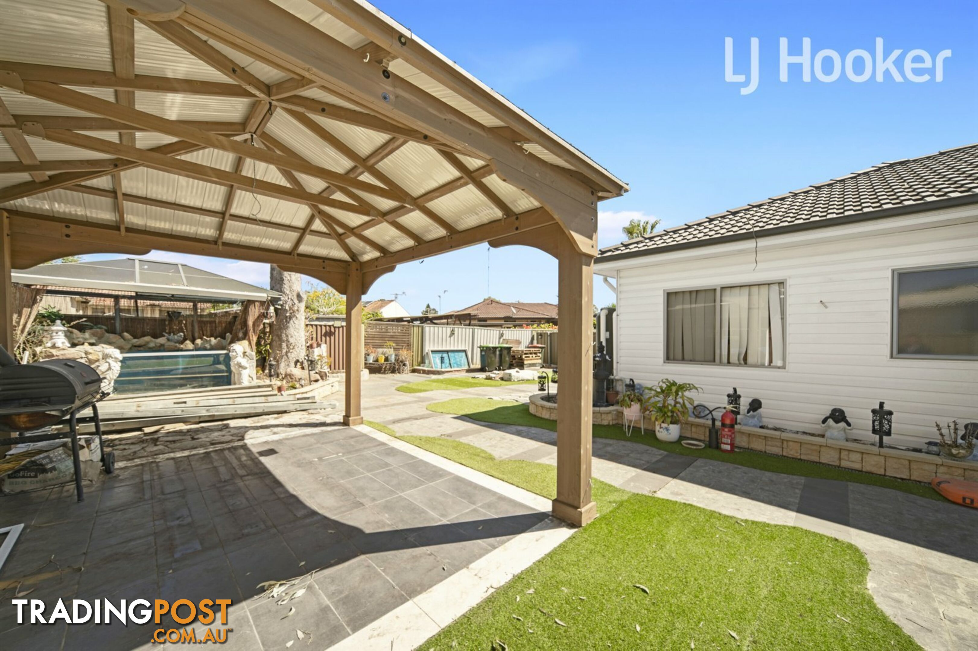 16 YOUNG ST MOUNT PRITCHARD NSW 2170