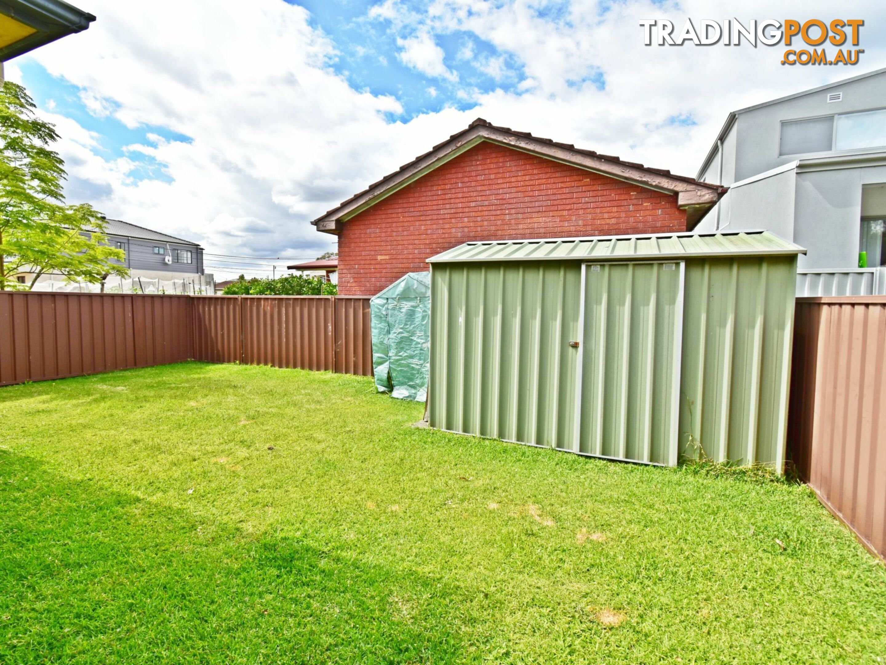 1 GLADSTONE ST CANLEY HEIGHTS NSW 2166