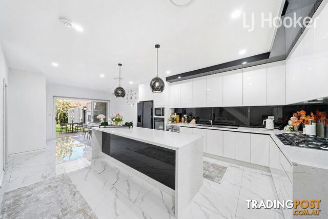 54A Nottingham Crescent CHIPPING NORTON NSW 2170