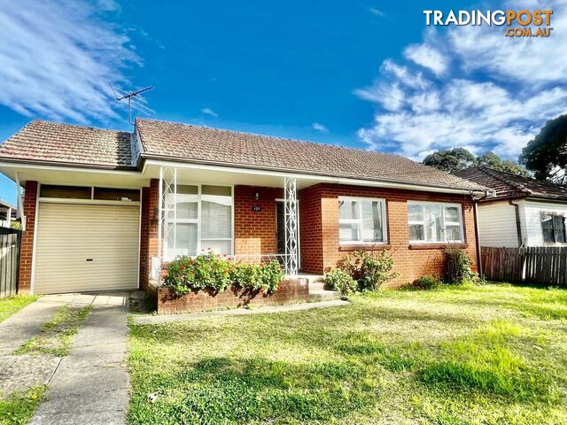 137 Gladstone Street CABRAMATTA NSW 2166