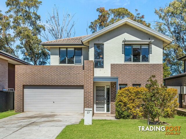 17 Boddingtons Road GLENFIELD NSW 2167