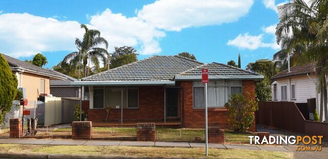 11 Marlborough Street FAIRFIELD HEIGHTS NSW 2165