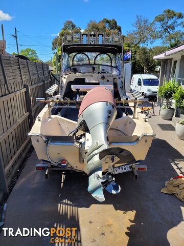 Haines Hunter 490 SLF - photo 3 of 15