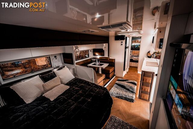 2025 LEGEND CARAVANS TYCOON SLIDER 28FT - TRIAXLE - FAMILY VAN 2-BUNK    - photo 3 of 18
