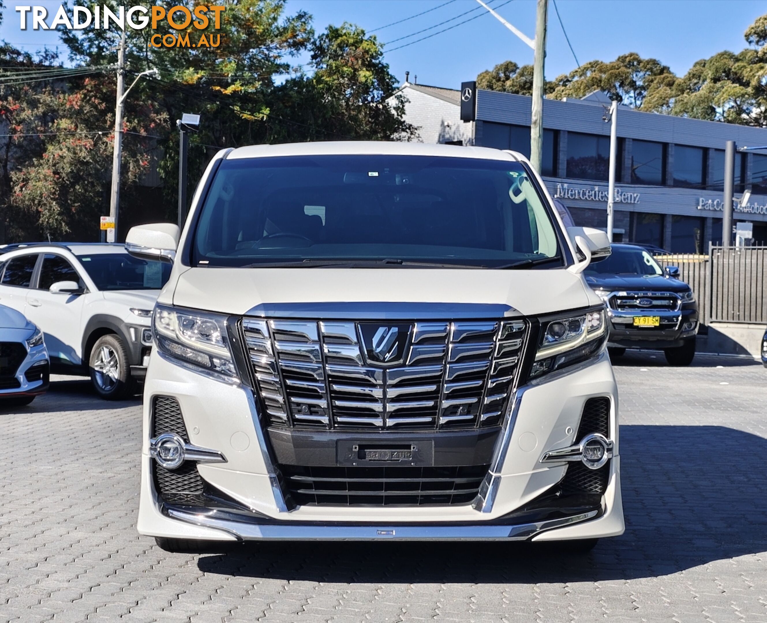 2017 Toyota Alphard 