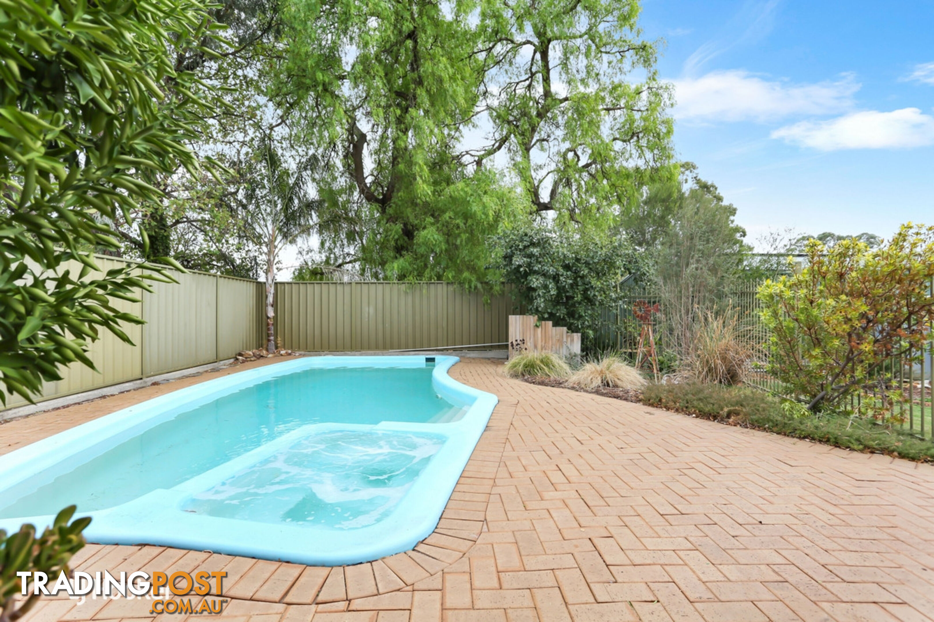 4 Meadowvue Road ATHELSTONE SA 5076