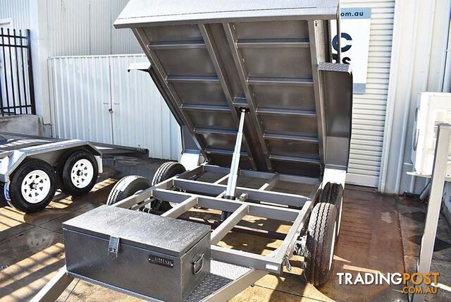 12X5 TIPPER BOX TRAILER  TANDEM AXLE, ATM: 1990  4500KG