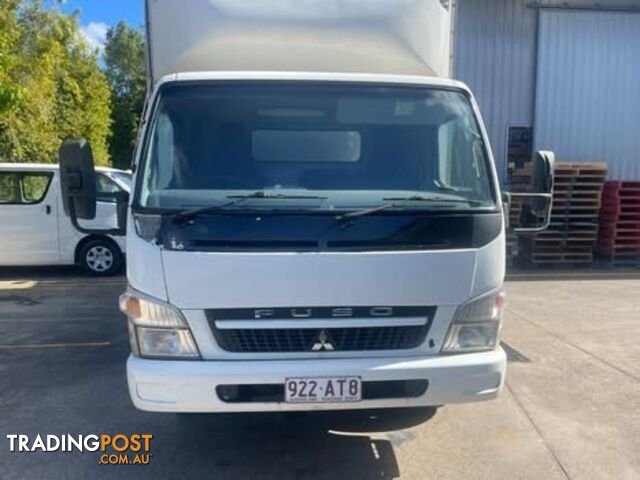 2010 Mitsubishi Fuso Canter 4.5 Tail Lift Truck