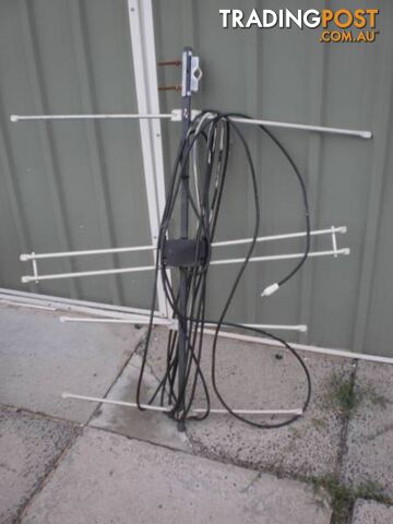 TV ANTENNA, ROOF AERIALS X (4) -- REDUCED PRICE - photo 3 of 4