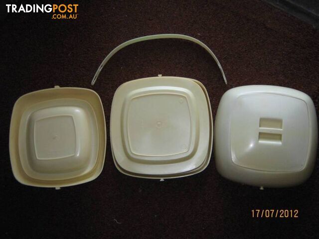 PICNIC BASKET SET, RETRO VINTAGE -- REDUCED PRICE - photo 3 of 3