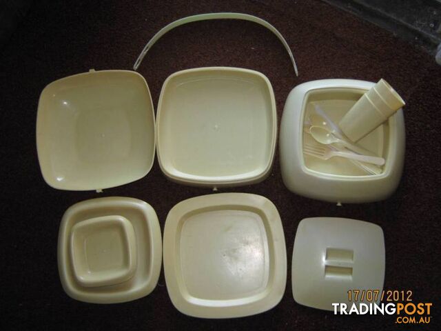PICNIC BASKET SET, RETRO VINTAGE -- REDUCED PRICE - photo 2 of 3