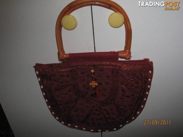 HANDBAGS & CLUTCH BAGS -- REDUCED PRICE - photo 5 of 10