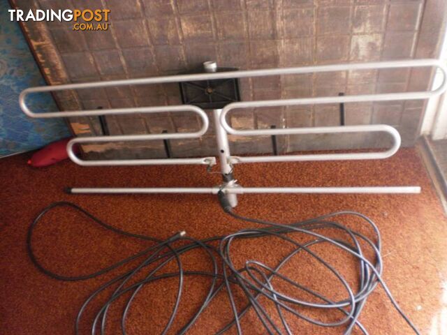 TV ANTENNA, ROOF AERIALS X (4) - photo 4 of 4